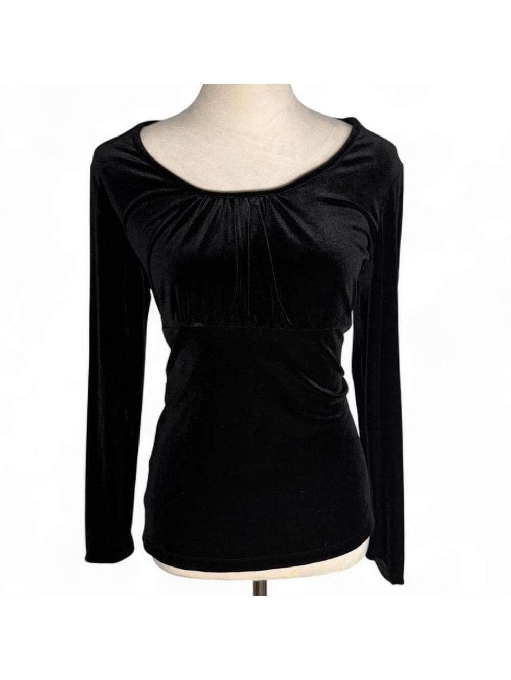 Vintage Y2K black velvet top